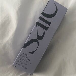 Saie Glowy Super Gel in Elegant Gray